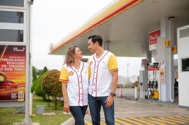 Darius dan Donna Jadi Brand Ambassador Baru Shell, Ada Promo Berhadiah ke New York Darius Donna Shell