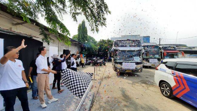 ExxonMobil Ajak Ratusan Mekanik Bengkel Mudik Gratis ke Rayakan Lebaran Mudik Bareng ExxonMobil
