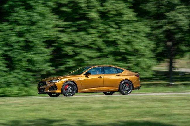 Acura TLX Type S: Tiger Eye Pearl