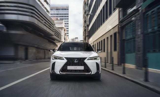 2022/05/Lexus-UX-250-h-2023-3.jpg