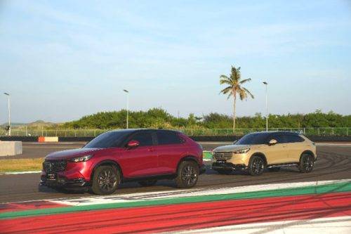 Jawab Antusiasme Konsumen, Honda Hadirkan Warna Spesial Baru Untuk HR-V Jawab Antusiasme Konsumen, Honda Hadirkan Warna Spesial Baru Untuk HR-V