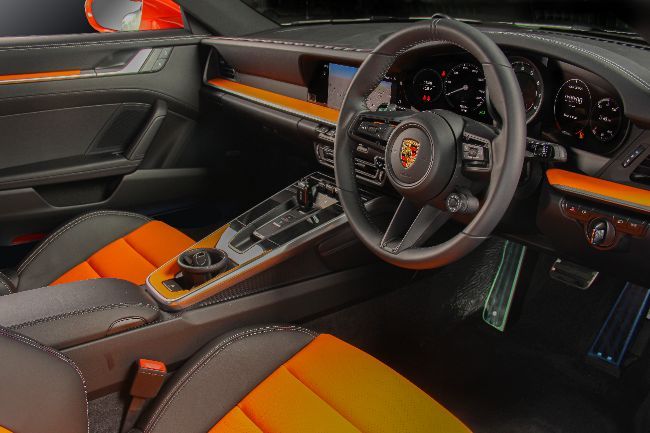 Interior Porsche 911 Carrera S Chili