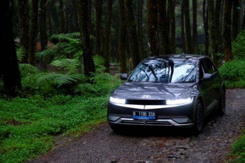TEST DRIVE: Mengajak Hyundai Ioniq 5 Road Trip Dari Jakarta Ke Lembang (Part 1) TEST DRIVE: Mengajak Hyundai Ioniq 5 Road Trip Dari Jakarta Ke Lembang (Part 1)