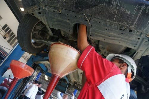 Tidak Ganti Oli Mesin Setelah Perjalanan Jauh, Waspadai Risiko Ini