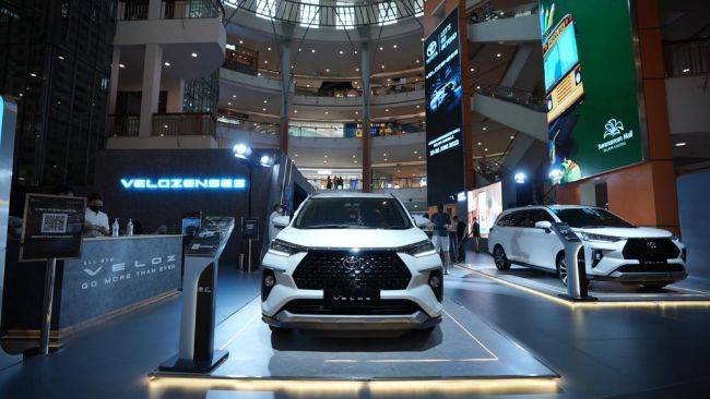 Toyota Kenalkan Teknologi Canggih Veloz, Gelar Velozense di Kelapa Gading Velozense
