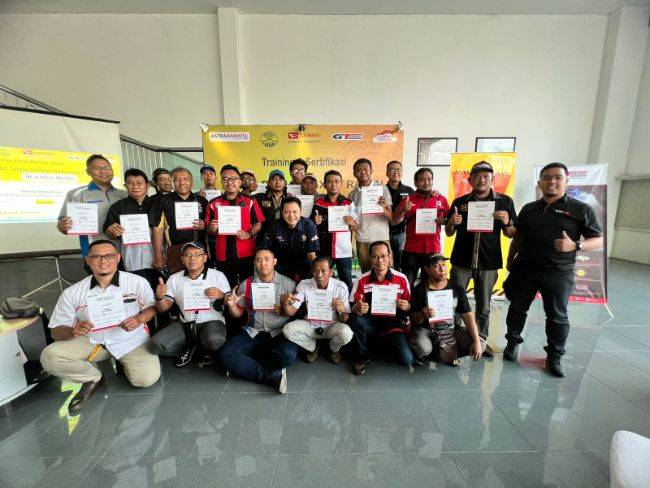 ADM Gelar Sertifikasi Pelopor Keselamatan Berkendara di Jateng Safety driving Daihatsu