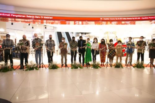 Matahari Suguhkan Konsep Gerai Terbaru Di Supermall Karawaci Matahari Suguhkan Konsep Gerai Terbaru Di Supermall Karawaci