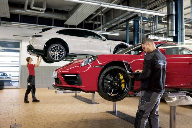 Porsche Indonesia Tawarkan Layanan Tambahan Summer Package, Apa itu? bengkel Porsche Indonesia