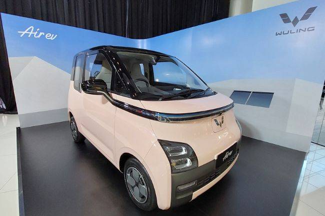 Cuma Butuh 4 Jam Ngecas Wuling Air ev di Rumah Wuling Air ev
