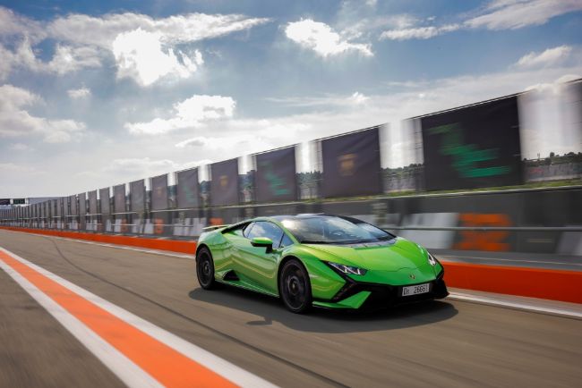 2022/08/Lamborghini-Huracan-Tenica-Test-Drive-Andre-Lam-8.jpg