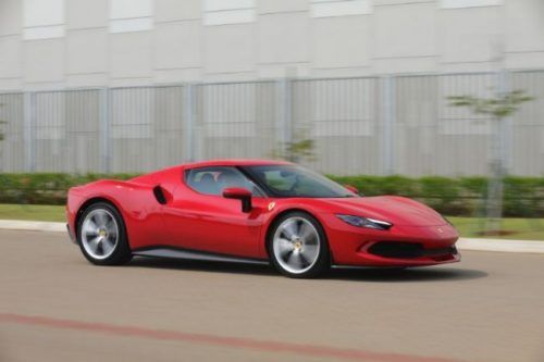 Ferrari Janjikan 296 GTB Tetap Berkarakter Khas, Awal Dari Masa Depan Elektrifikasi