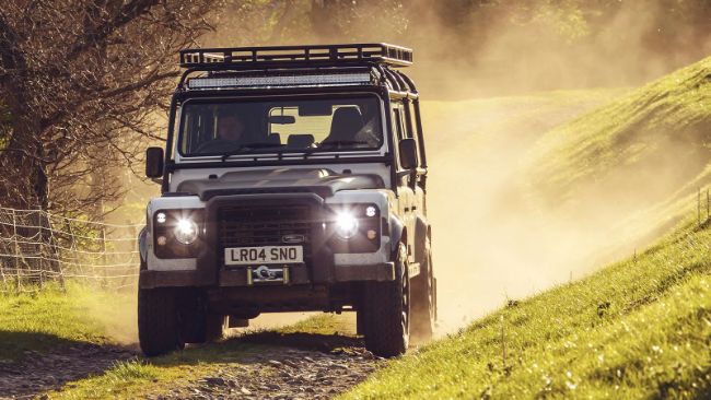 Land Rover Classic Defender Works V8 Trophy II 