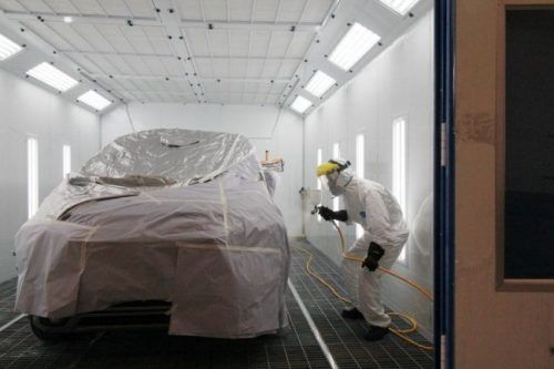 Mitsubishi Buka Bengkel Bodi & Cat Pertama di Karawang