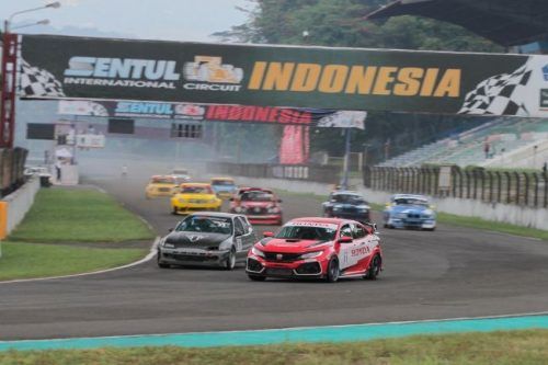 Honda Civic Type R Alvin Bahar Finish Terdepan di ISTCR 3.600 Max