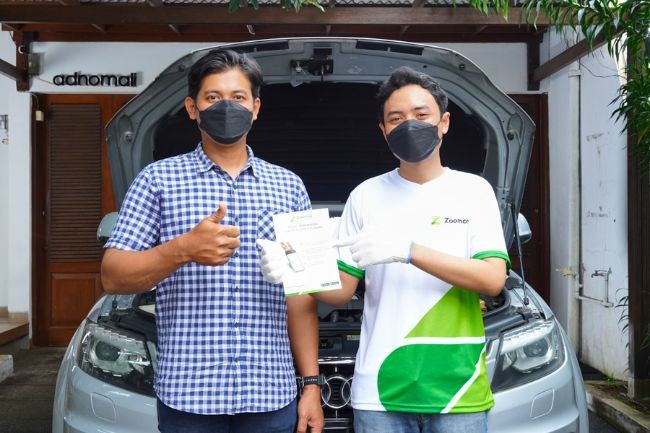 Kemitraan Zoomcar dengan OTO