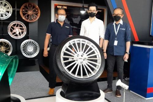 GIIAS 2022: Accelera Rilis Ban Khusus Kendaraan Elektrifikasi