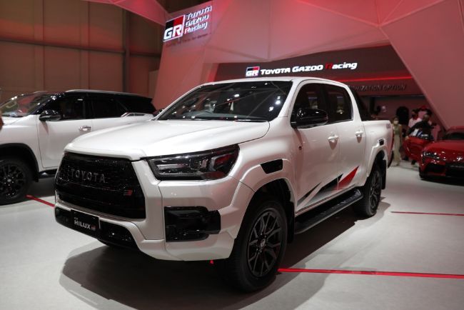 GIIAS 2022: Toyota Sudah Buka Pemesanan Untuk Hilux GR Sport, Siapkan Rp 15 Juta