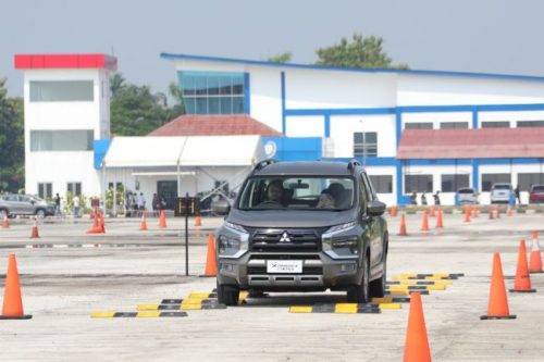 FIRST DRIVE: New Mitsubishi Xpander Cross, Manuverabilitas Lebih Mantap FIRST DRIVE: New Mitsubishi Xpander Cross, Manuverabilitas Lebih Mantap