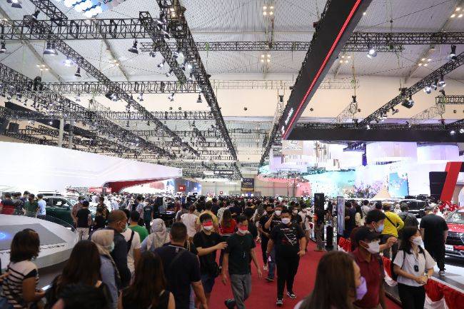 GIIAS 2023 Semakin Ramai, Ada 4 Merek Baru dari Cina Suasana GIIAS 2022