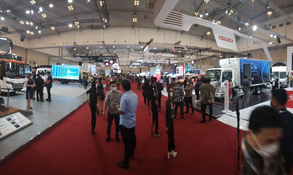 Booth mobil komersial GIIAS 2022