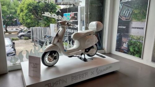 Vespa Edisi Justin Bieber Sudah Hadir di Indonesia, Siap Jadi Rebutan Kolektor Vespa Edisi Justin Bieber Sudah Hadir di Indonesia, Siap Jadi Rebutan Kolektor