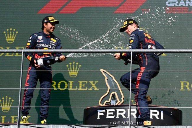 Podium Ganda di GP Belgia Jadi Pembuktian Tim Red Bull Racing dan Sponsor Max Verstappen dan Sergio Perez