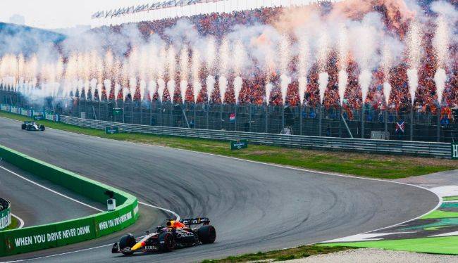 F1: Ditekan Ferrari dan Mercedes, Verstappen Tak Terbendung Menang GP Belanda 2022 Verstappen GP Belanda 2022