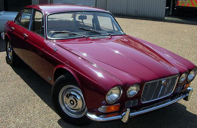 2022/09/Daimler-Vanden-Plas-1970.jpg