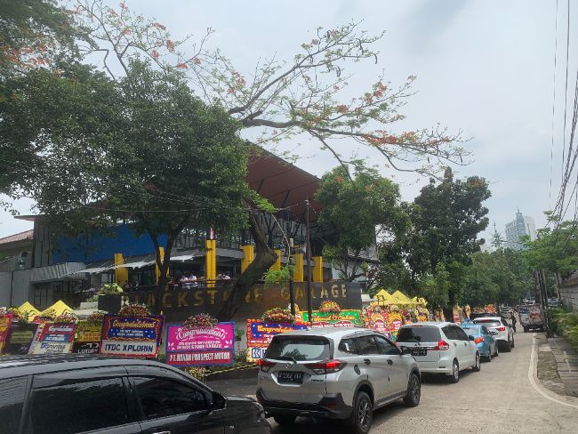 Peresmian Black Stone Garage