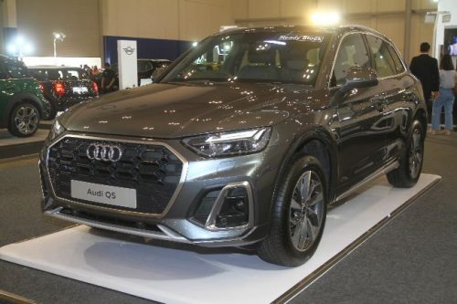New Audi Q5 Meluncur, Tampilan Eksterior dan Interior Lebih Segar  