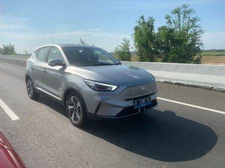 First Drive: Cuma Butuh Rp 300 ribuan Bawa Mobil Listrik MG ZS EV Jakarta – Surabaya First Drive: Cuma Butuh Rp 300 ribuan Bawa Mobil Listrik MG ZS EV Jakarta – Surabaya
