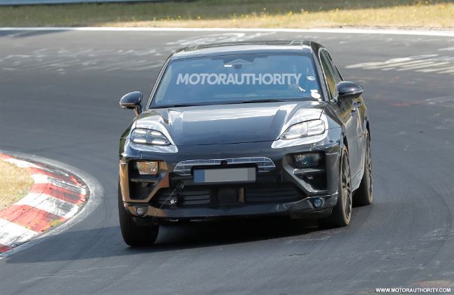 SUV Listrik tiga baris Porsche