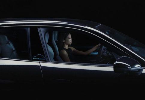 Demi Jennie Blackpink, Porsche Bikin Taycan Cross Turismo Edisi Khusus