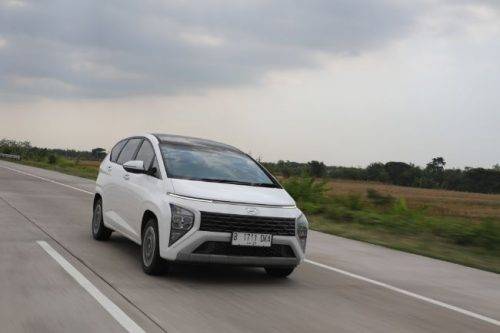 10 Hal Menarik Hyundai Stargazer, MPV Modern yang Canggih 10 Hal Menarik Hyundai Stargazer, MPV Modern yang Canggih
