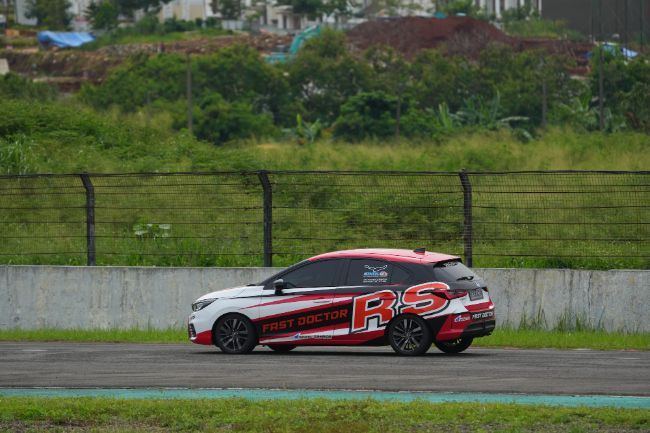 Honda City Hatchback RS Speed Challenge