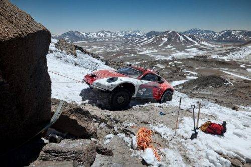 Porsche 911 Diuji Di Gunung Berapi Dengan Modifikasi Khusus, Buat Apa? Porsche 911 Diuji Di Gunung Berapi Dengan Modifikasi Khusus, Buat Apa?