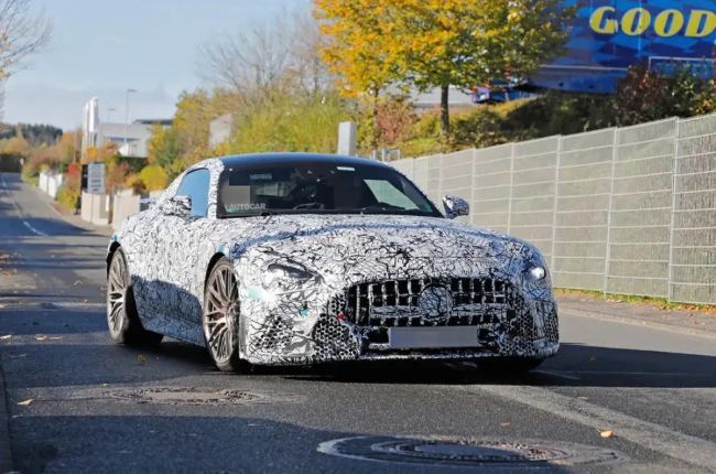 2022/11/Mercedes-AMG-GT-2023-Spyshot-1.jpg
