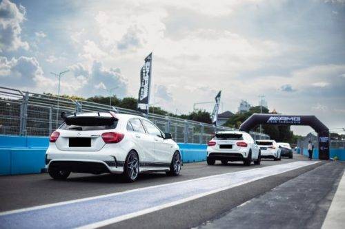 AMG Club Indonesia Ajak Anak Yatim Ikut Track Day di Sirkuit Ancol AMG Club Indonesia Ajak Anak Yatim Ikut Track Day di Sirkuit Ancol