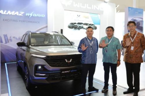 Wuling Bawa Almaz Hybrid Jadi Bintang di GIIAS Semarang 2022 Wuling Bawa Almaz Hybrid Jadi Bintang di GIIAS Semarang 2022