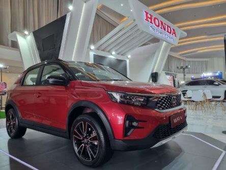 Honda WR-V Sapa Jawa Tengah di GIIAS Semarang 2022 Honda WR-V Sapa Jawa Tengah di GIIAS Semarang 2022