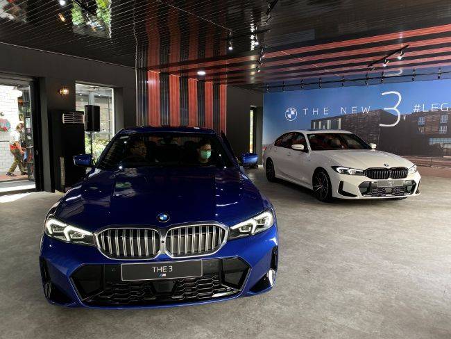 BMW Seri 3 Facelift Meluncur Di Indonesia, Banyak Penyegaran Luar Dalam