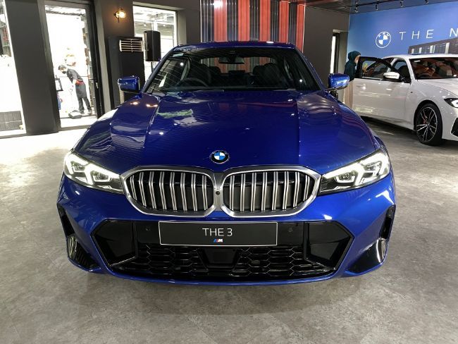 2022/12/BMW-Seri-3-M-Sport-LCI-2022-16.jpg