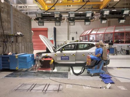 EKSKLUSIF DARI SWEDIA: Dinding Baja Seberat 3 Pesawat Airbus A380 di Fasilitas Crash Test Volvo EKSKLUSIF DARI SWEDIA: Dinding Baja Seberat 3 Pesawat Airbus A380 di Fasilitas Crash Test Volvo