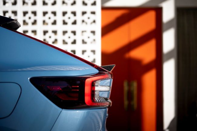 2022/12/297139_Volvo_C40_Recharge.jpg