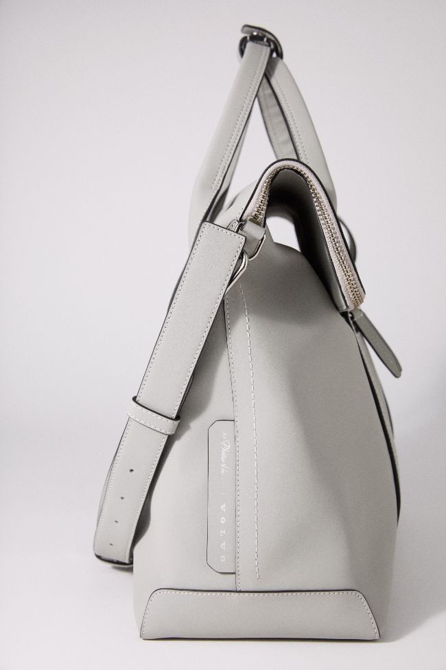 Tas kolaborasi Volvo Cars dan Phillip Lim dari bahan Nordico