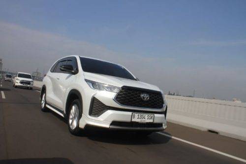 Ada TSS 3.0, Nyetir Toyota Kijang Innova Zenix Hybrid Terasa Lebih Praktis Ada TSS 3.0, Nyetir Toyota Kijang Innova Zenix Hybrid Terasa Lebih Praktis