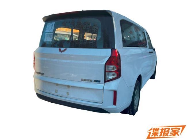 2023/01/Wuling-Journey-EV-MPV-Spyshot-3.jpg