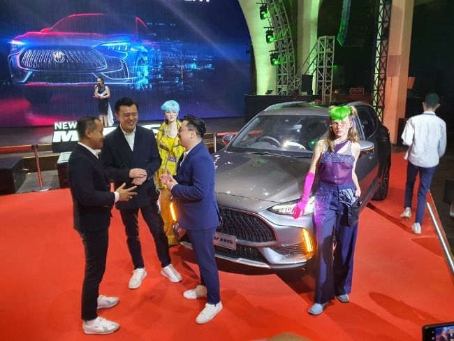 New MG HS Meluncur di Indonesia, Dapat Facelift Tampilan dan Fitur Semi  Otonom