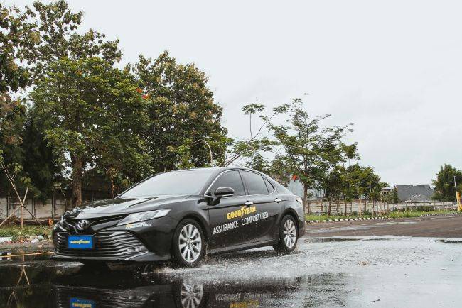 Membuktikan Kesenyapan Ban Goodyear Assurance ComfortTred dan MaxGuard SUV Goodyear Assurance