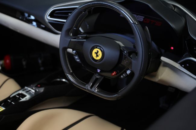 Setir Ferrari 296 GTS